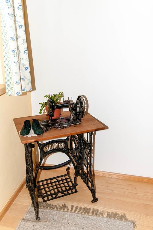 Ferienwohnung Maria Erlsbacher Sankt Veit in Defereggen Kamer foto