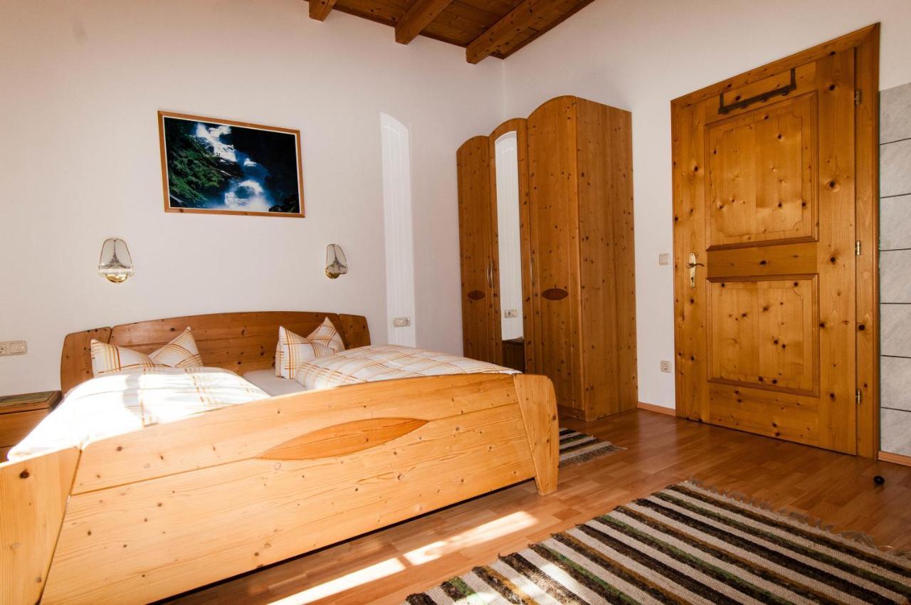 Ferienwohnung Maria Erlsbacher Sankt Veit in Defereggen Kamer foto